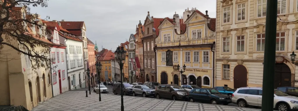 Calle Nerudova Praga
